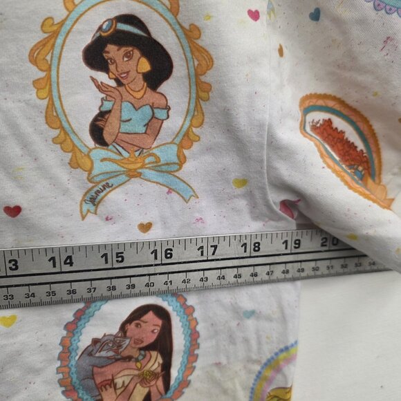 Wild Rich T-Shirt Adult Size Medium disney princesses - Picture 9 of 10